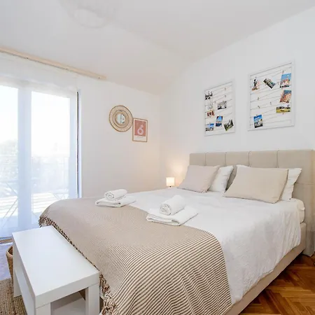 Guests House Dali Πανσιόν