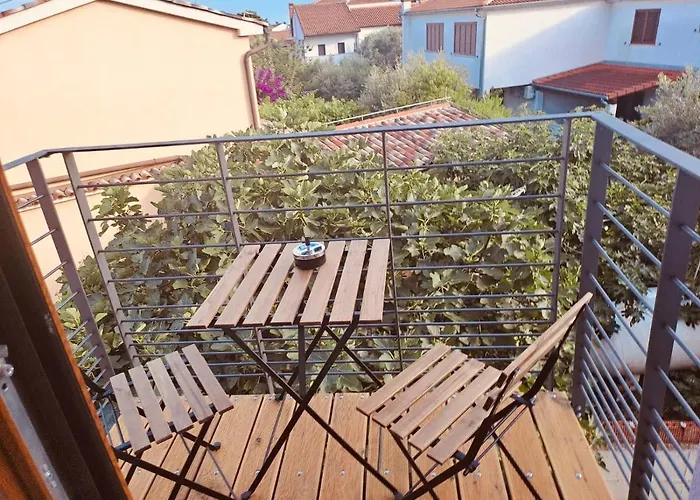 Guests House Dali 3*